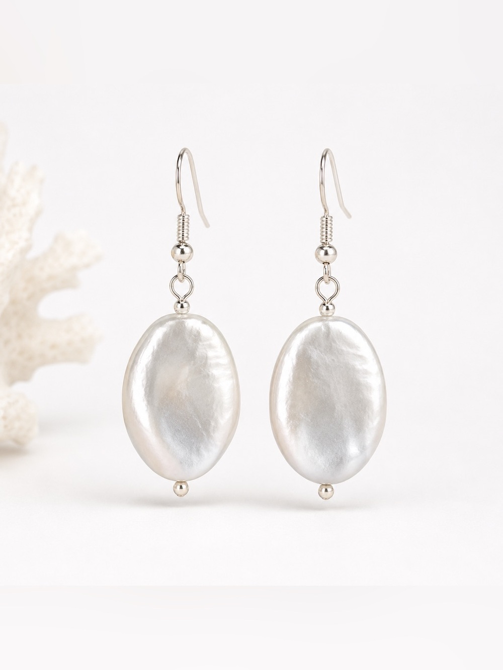 Vintage Silvertone Oval Shell Earrings‎ Minimalist Coastal Dangle Earrings